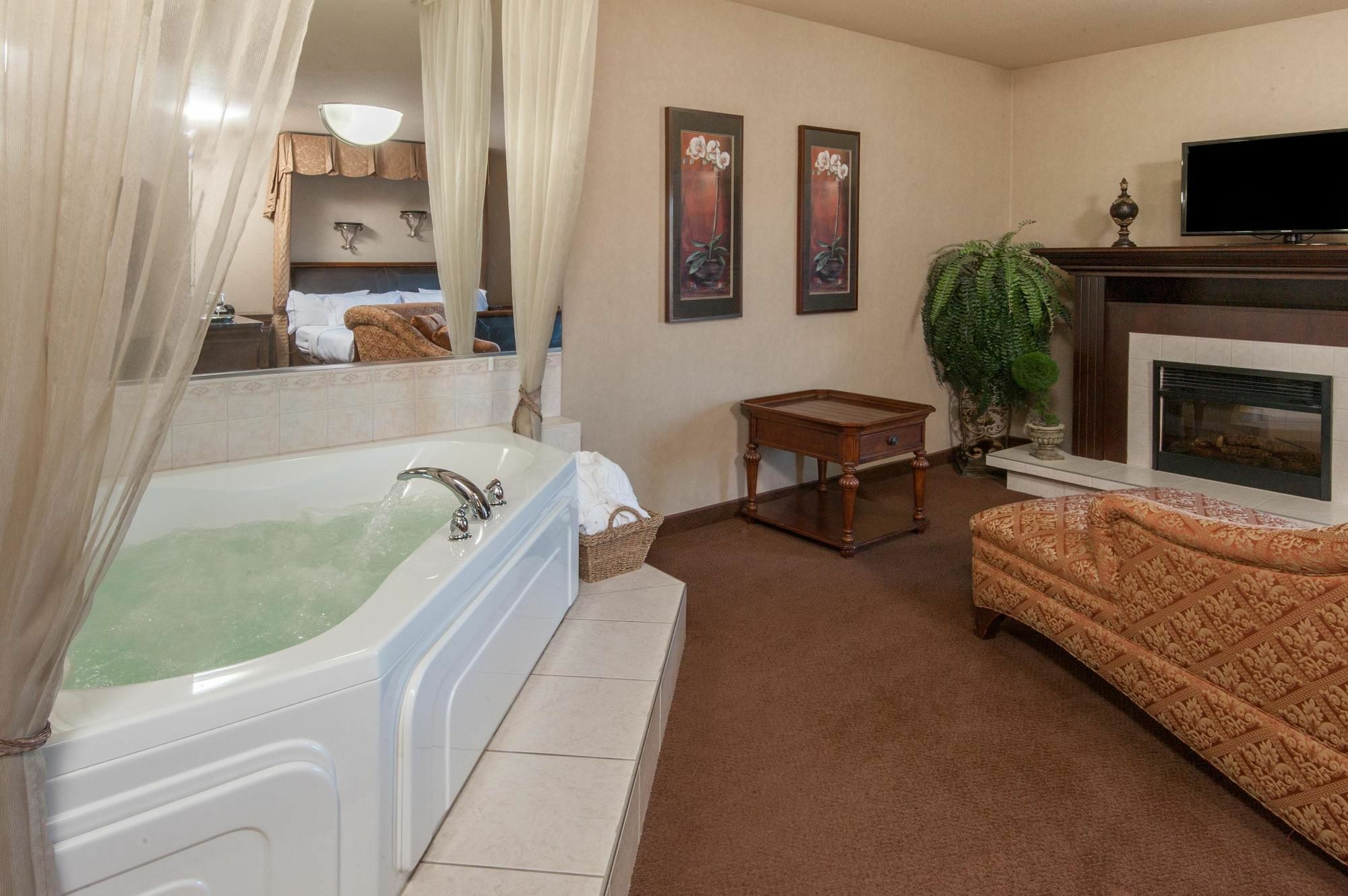 Ramada By Wyndham Drumheller Hotel & Suites Zewnętrze zdjęcie